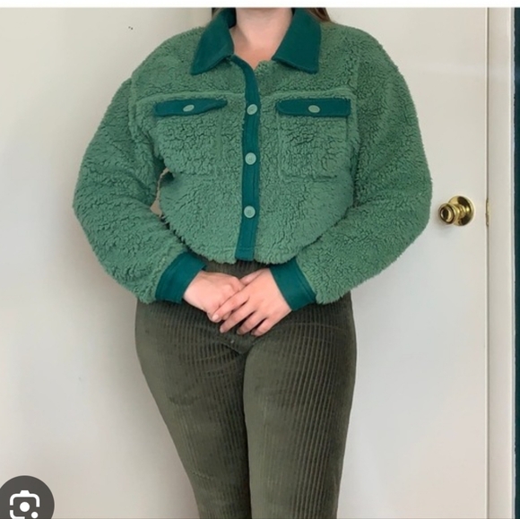 PacSun Green Sherpa Cropped Jacket Size XL - Picture 6 of 6